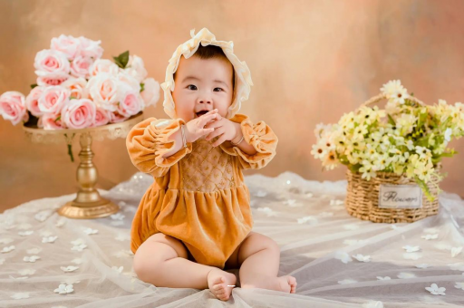 岑溪宝宝多大认识妈妈